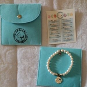 White Pearl Bracelet with Silver Charm T Jazelle